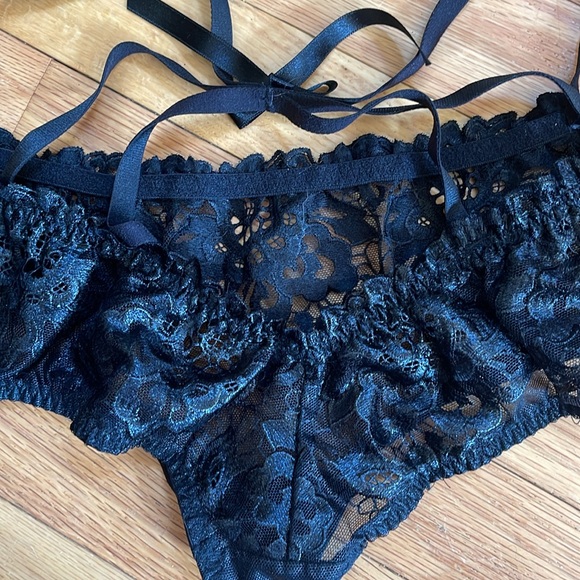 NWOT Cendrillon brief - Picture 5 of 9